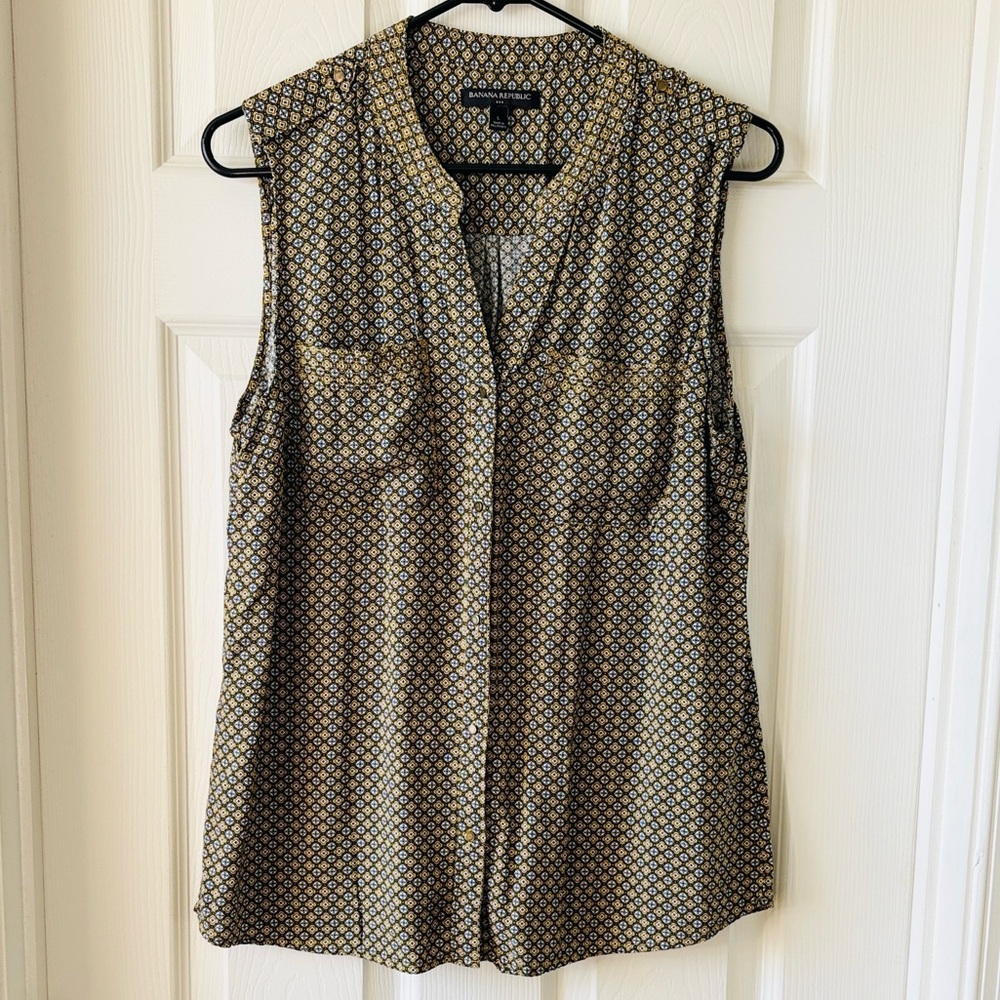 Banana Republic Geometric Sleeveless Blouse - Black and Gold